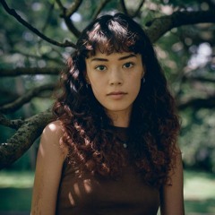 Premiere: 'Crescendo' - DJ MARIA.