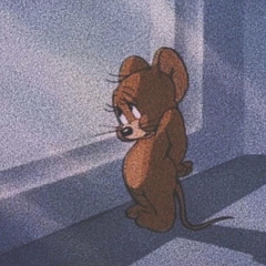 حضنك وحشني وغصب عني اشتقت له...