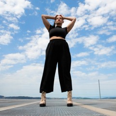 Lavai - Bae Navy [Studio Voisier]