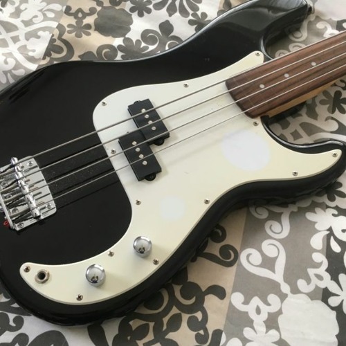 Fretless Players Path Lvl 3 - 'Newer Bossa' - 13.5.21 5.55