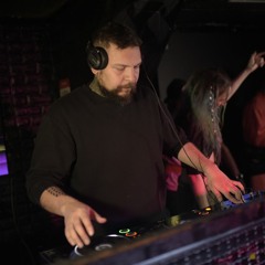 DNB
