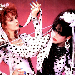 Poor Hearts (Robin Millar Session) - Strawberry Switchblade