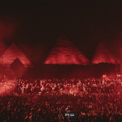 19:26 @ The Pyramids of Giza [Full 4K Set]