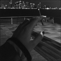 كل لحظه بلا عيونك تبجيني