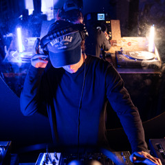 MOVIMENTO | DJ MIXXX