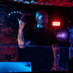 Ania invites Set 16.05