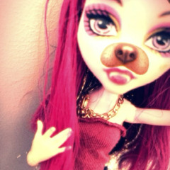Monster High Fashion Week🧛‍♀️ (emptyrare)