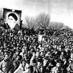 آیا رویدادهای امروز ایران شبیه ۴۳ سال پیش است؟