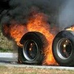 cheiro de pneu queimado