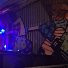 hands up (minimal mix)