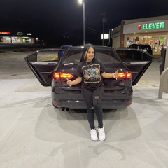 Lost in luv (y.ladore)🤍