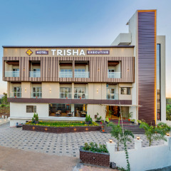 Hotels Near Balumama Temple Adamapur