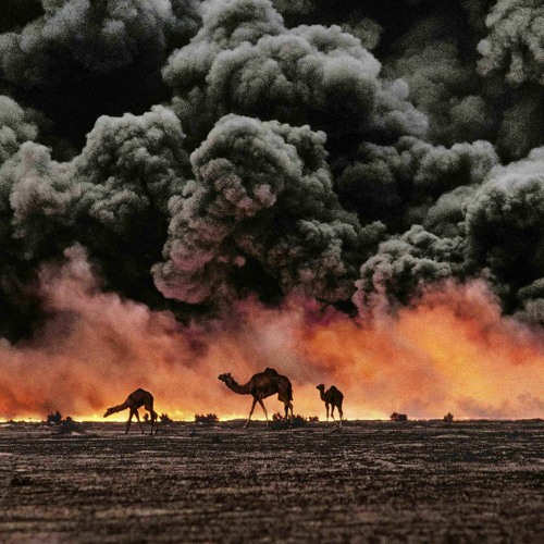 PREMIERE: Decibel Place – Castle