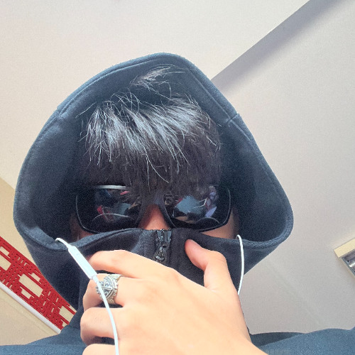 นักแร็ปนักร้อง ft.TANG