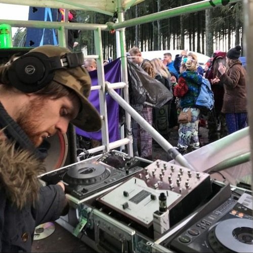 BOXING DAY MASH UP WITH MR SHINDIG!