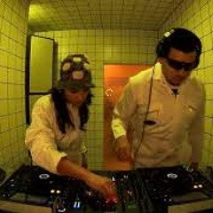 DJ Gigola B2B MCR-T