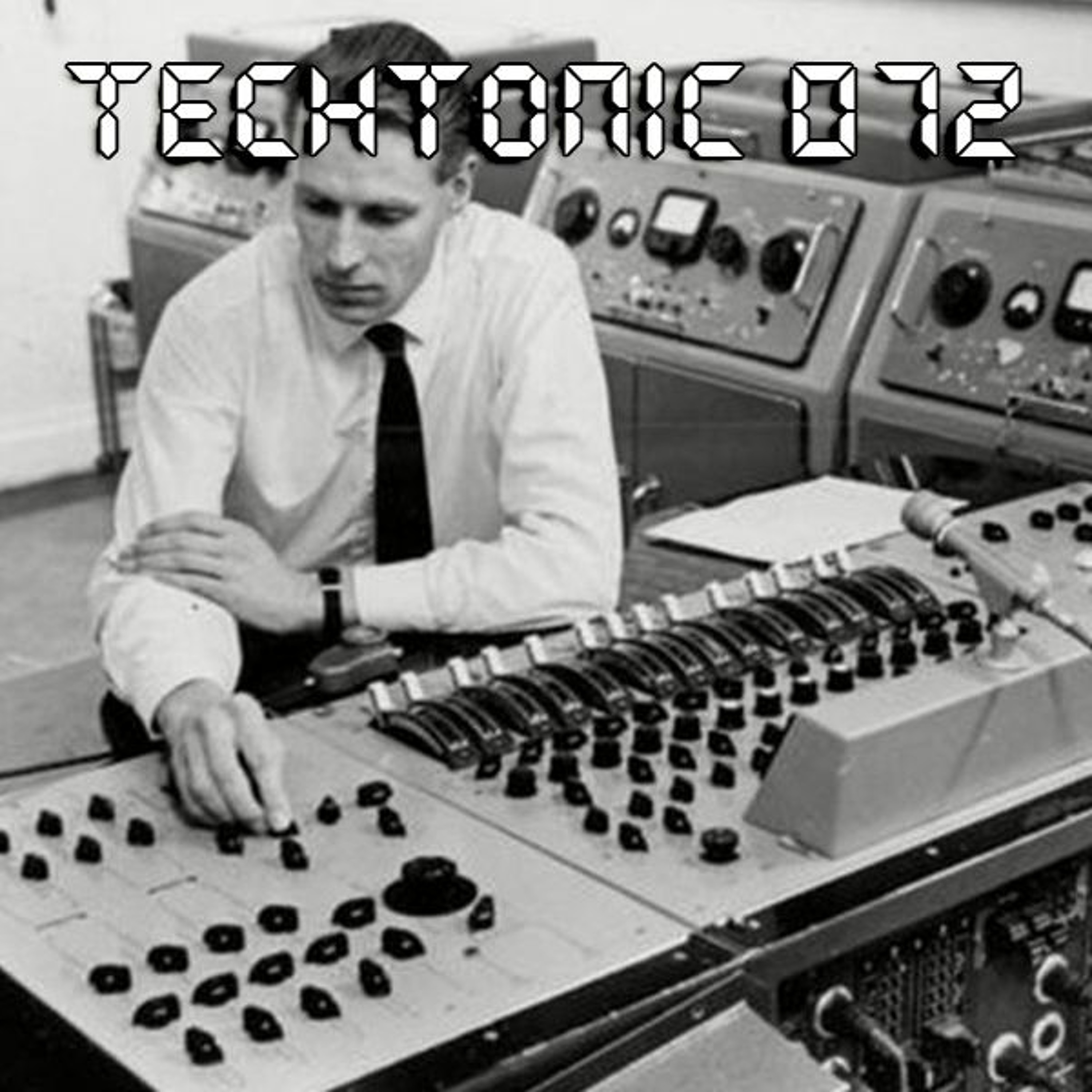 TechTonic E72  'Can't Switch Off The Sun' April 2022 Techno Podcast *GUEST MIX *ANDY LUPOLI* episode artwork