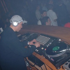 Dj Taa Live @ X-Static Discotheek Rodenburg! (19/09/2003!)