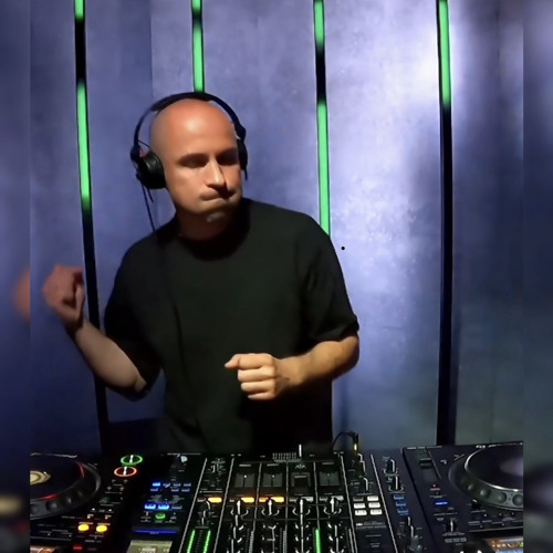 #19 Warm Up | MOODFREAK @ keep my letters Showcase