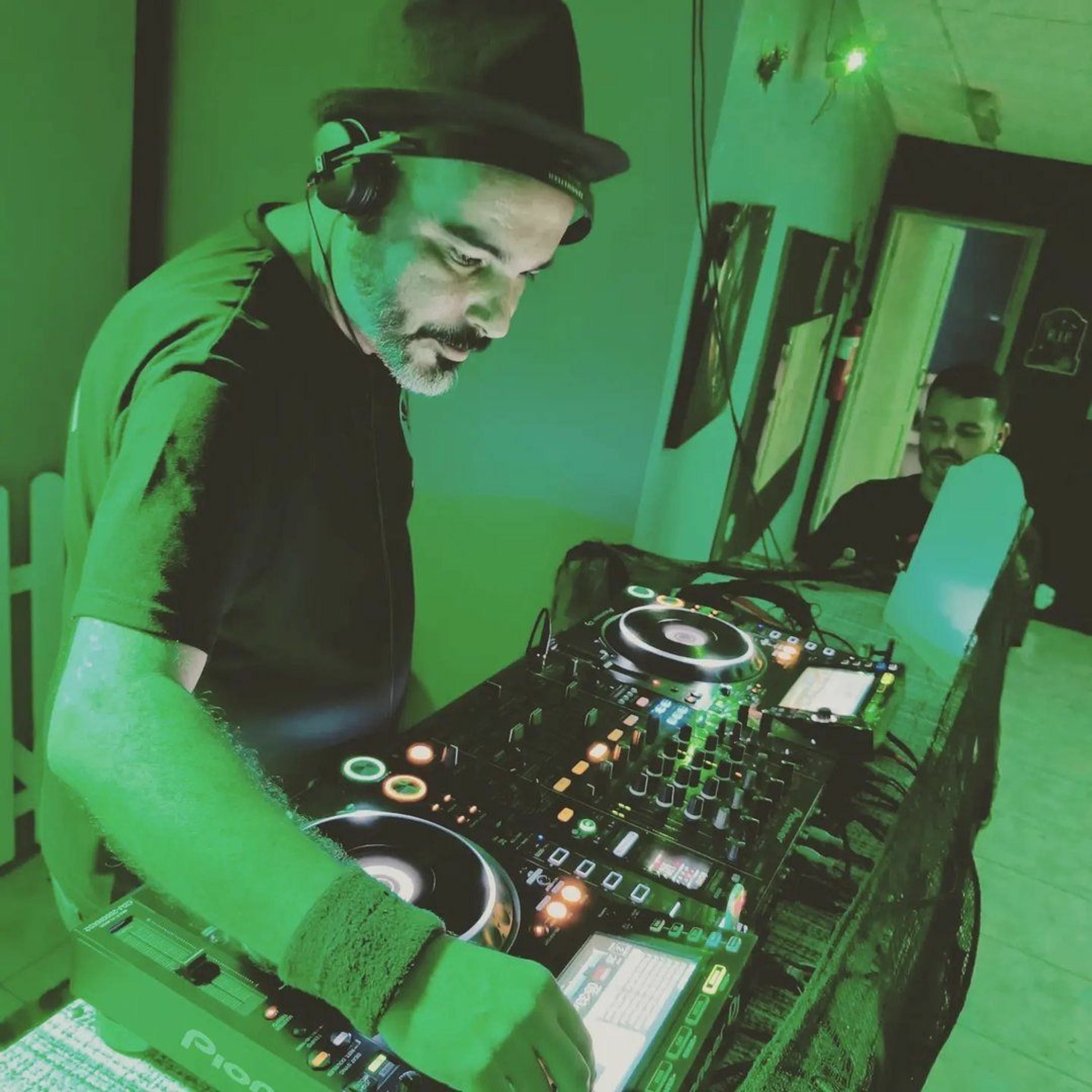 JSunday - New Year Eve 2024 - Loops Radio Techno episode artwork