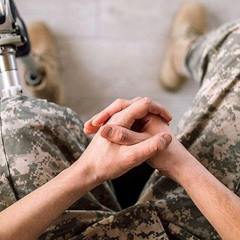 Соціальне та психологічне відновлення захисників та їхніх родин — проєкт ветеранського простору «Пліч-о-пліч»