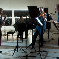Cenizas blancas (2017 re. 2024)