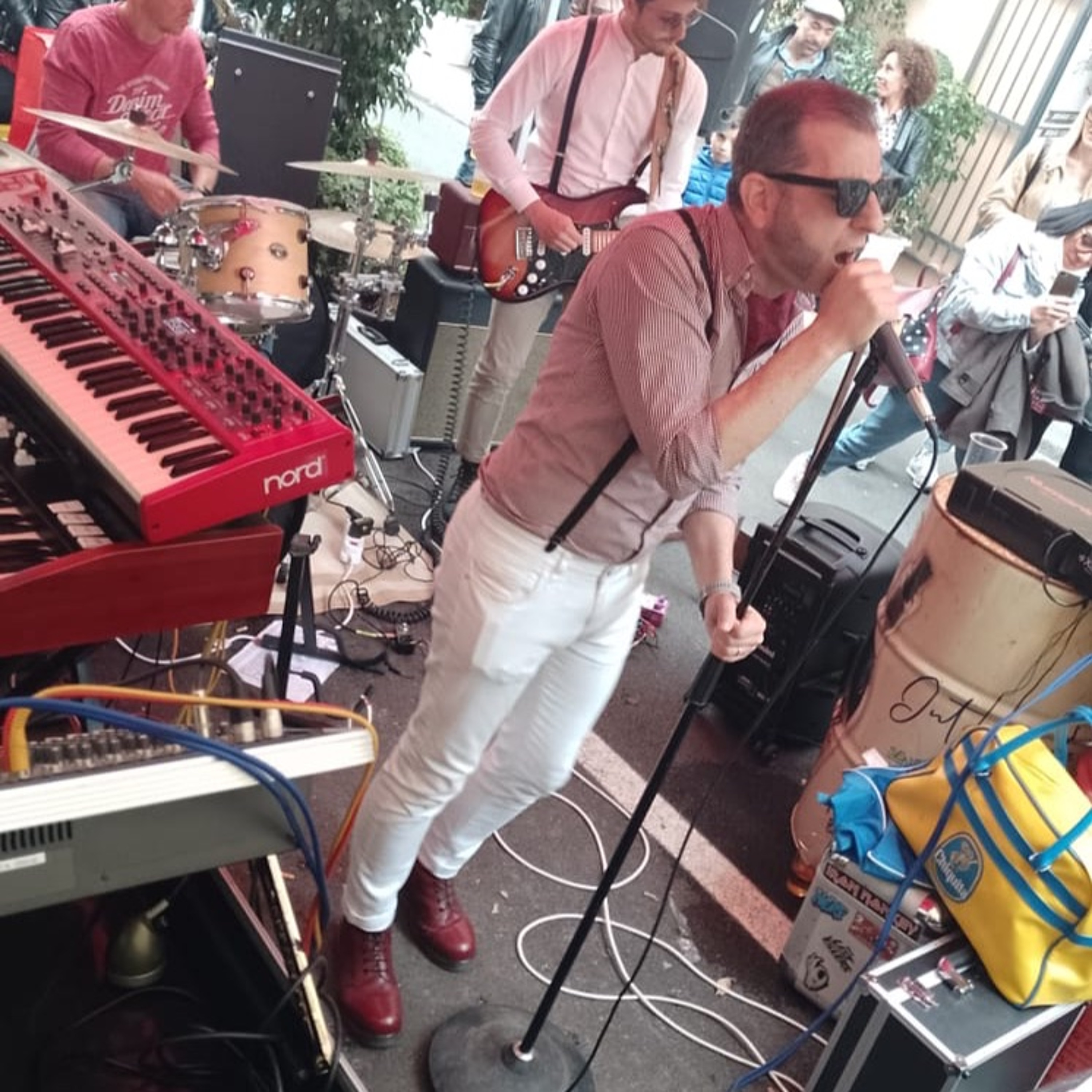 Little Black Submarines/ Factory Live @Opificio 14 - 5-23 episode artwork