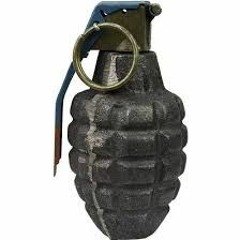 Im FiNnA PUlL THe GrEnAdE!!! Uh Oh I PuLlEd ThE GReNaDe!!!