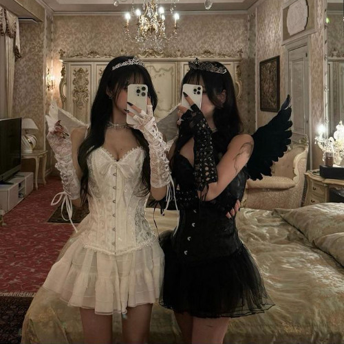 Origin of Change𝔻𝕖𝕖𝕡 🎸🔥 𝕋𝕙𝕦𝕟𝕕𝕖𝕣 𝕠𝕗 𝕄𝕖𝕥𝕒𝕝 ☁️†Gothic4VΔmp†☁️ ✖‿✖