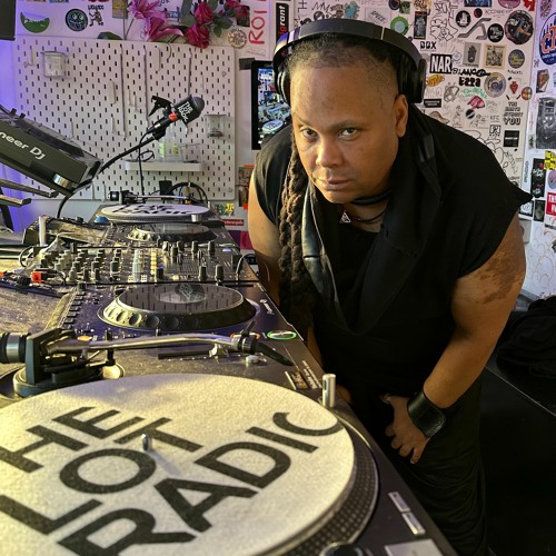 Stream Hieroglyphic Being @ The Lot Radio 10 - 29 - 2022 by The