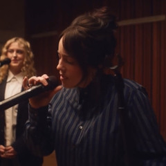 L'AMOUR DE MA VIE (Live Performance from Amazon Music) -Billie Eilish