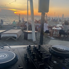 Bengali Beach Summer Sunset Sesh 2024 - Pennone White party