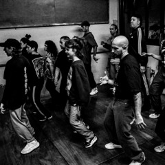 //ELECTRO&MOVIMIENTO\\ - R-LEI