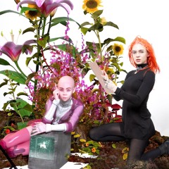 Grimes - Unknown Unplugged