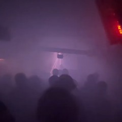 9:05:23 (Live)