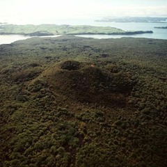 Whakarongo ki te Papatuuaanuku
