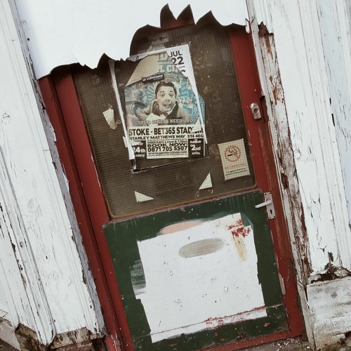 GOODBYE TREACLE, C'MON SEAGULL