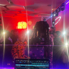 Dacquoise ft. week dudus