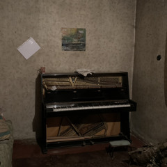east piano