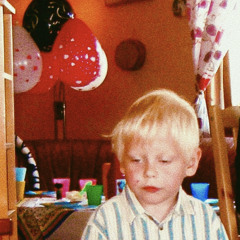 Vår kusin Pontus fyller 22 år!