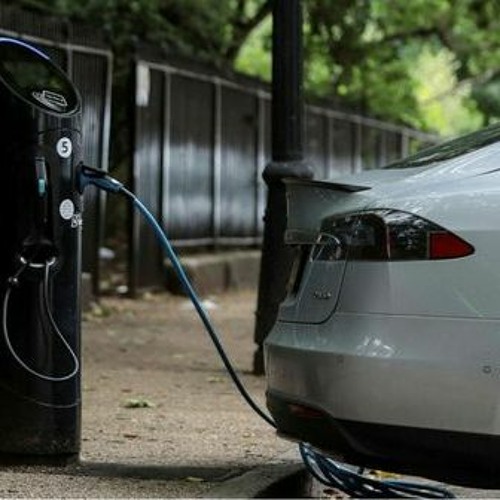 Why Should Your Business Use EV Charging Services?