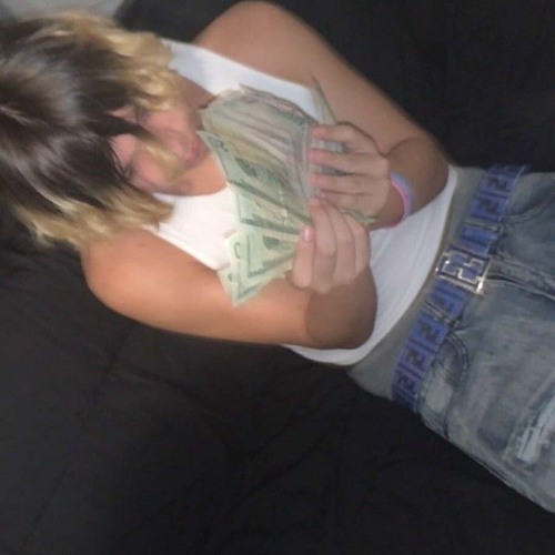 Talkin 2 Dem Racks (ILuvKam) #392EXCLUSIVE