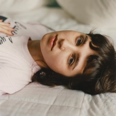 Appleville Set Clairo (song 1)