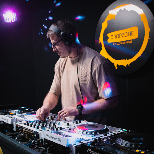 CHULO X DROPZONE RECORDINGS
