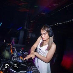 DJ THARI BEATLOOP MP CLUB PEKANBARU 04 AGUSTUS 2025 .mp3