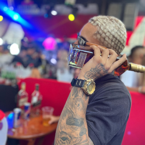 MC HENRY ELA DESCER COM A XRC-DJ DN CPX
