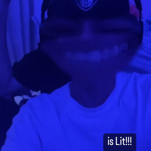 b.l.u.n.t.s