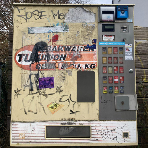 01 - REC // tabakwarenunion