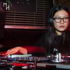 ModHyp Podcast 015. Emelyne