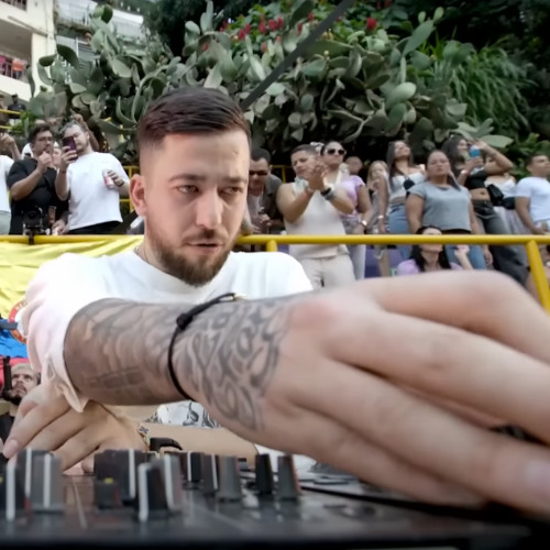 MAHMUT ORHAN Live Set @ Comuna 13, Medellin